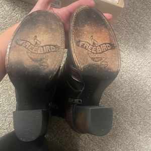 Freebird booties like new size 7